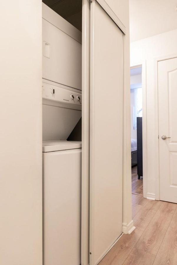 Apartmán Beautiful Townhouse Near Yorkdale Mall, Wilson Subway Toronto Exteriér fotografie