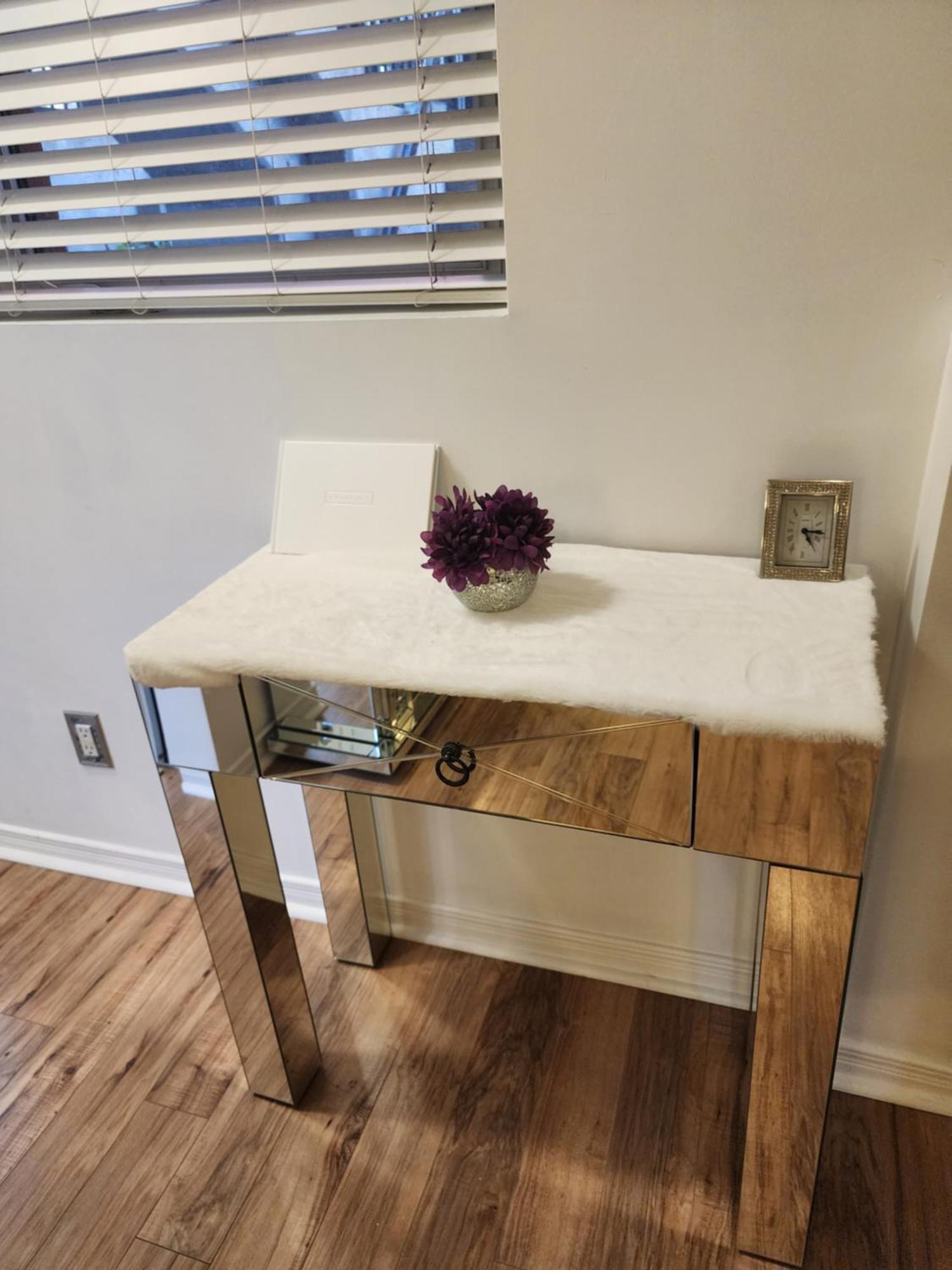 Apartmán Beautiful Townhouse Near Yorkdale Mall, Wilson Subway Toronto Exteriér fotografie