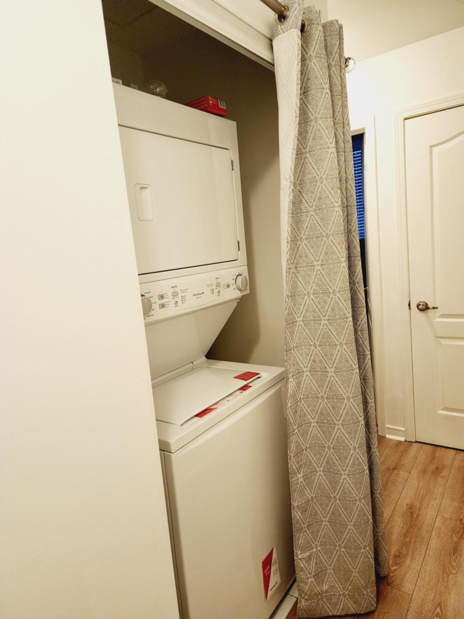 Apartmán Beautiful Townhouse Near Yorkdale Mall, Wilson Subway Toronto Exteriér fotografie