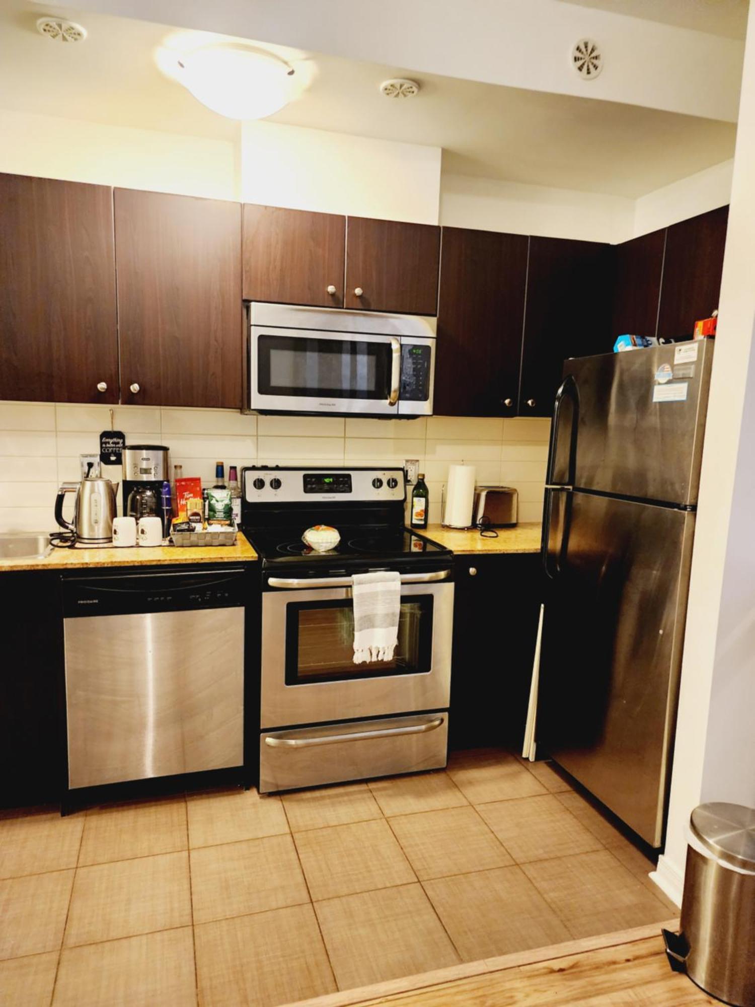 Apartmán Beautiful Townhouse Near Yorkdale Mall, Wilson Subway Toronto Exteriér fotografie